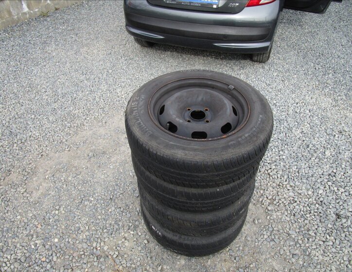 Peugeot 207 Hatchback 1,4 l 70 kw