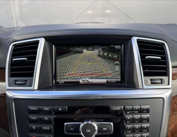 Mercedes-Benz Třídy M 19