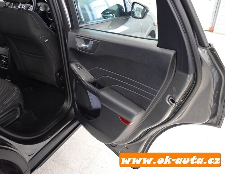 Ford Kuga SUV 2,5 l 112 kw