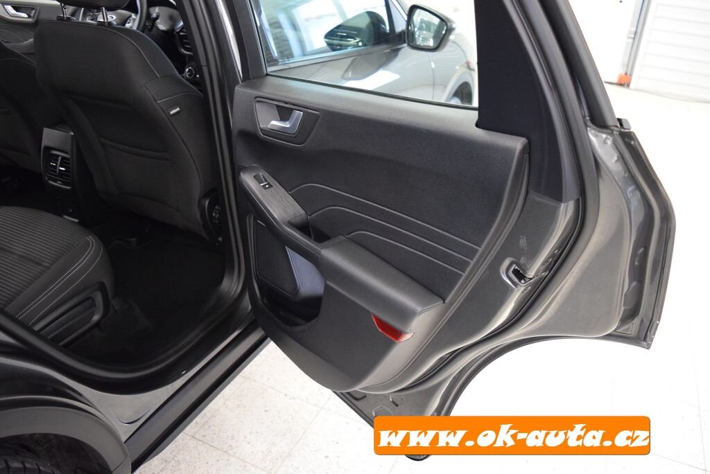 Ford Kuga SUV 2,5 l 112 kw