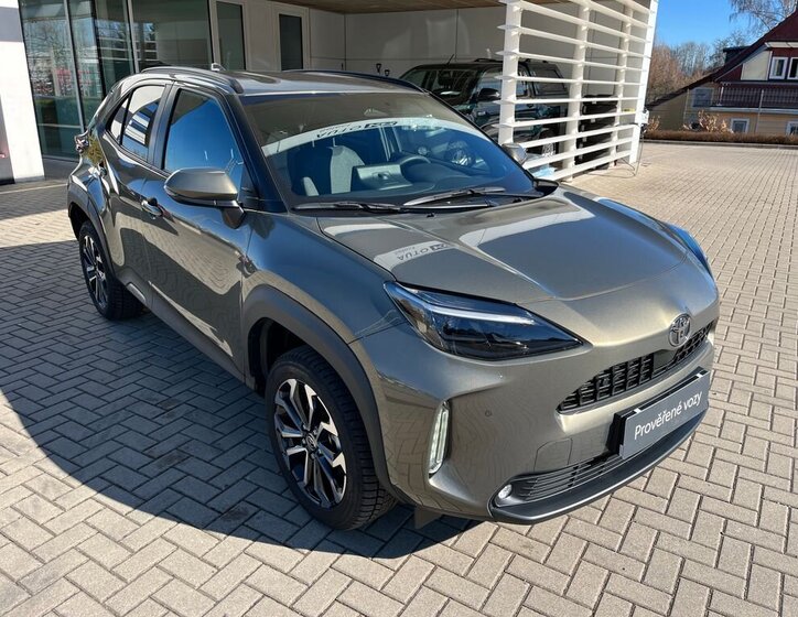 Toyota Yaris Cross SUV / Terénní 1,5 l 68 kw