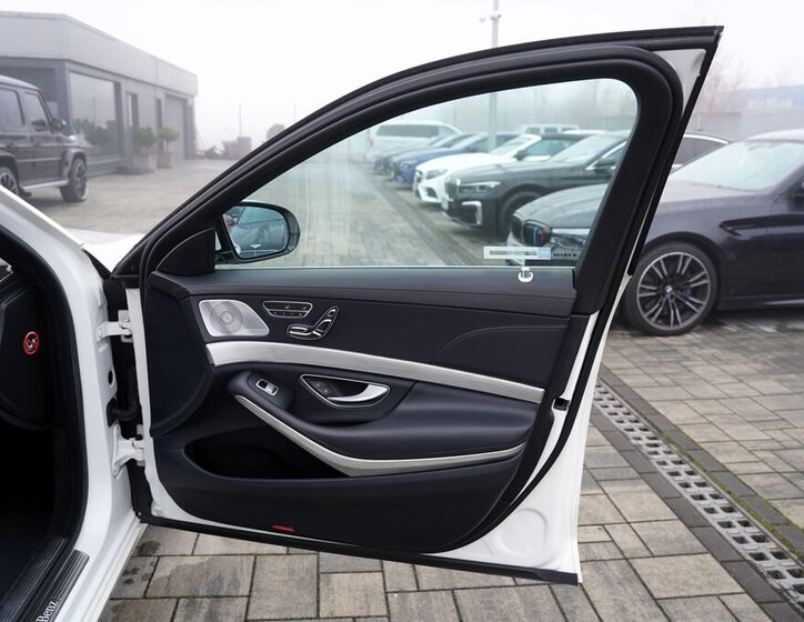 Mercedes-Benz Třídy S 25