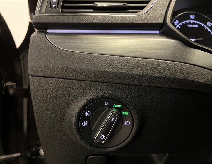 Škoda Superb Kombi 1,6 l 88 kw