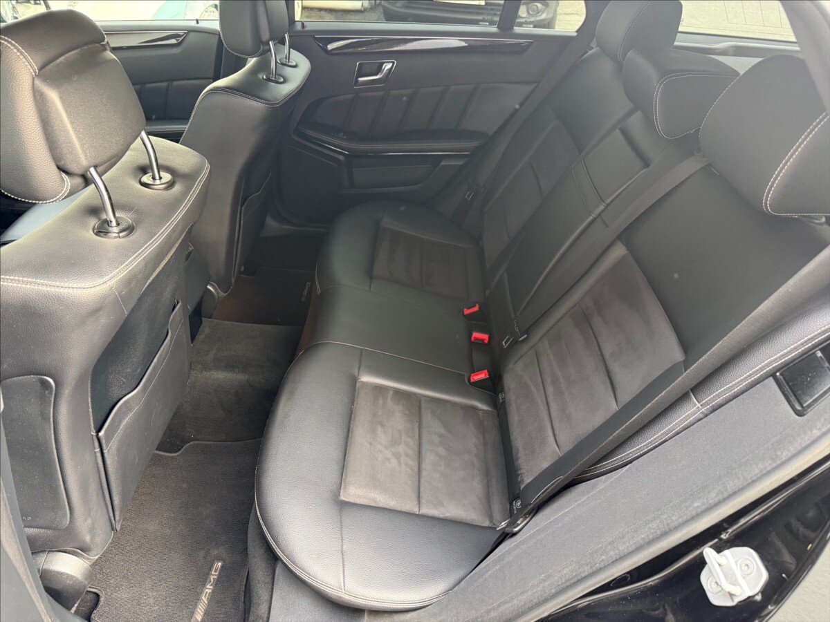 Mercedes-Benz Třídy E Kombi 2,1 l 100 kw