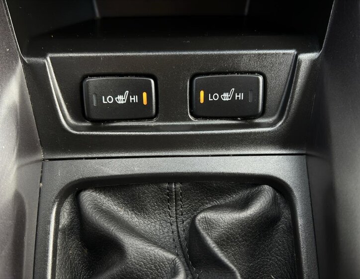 Suzuki Vitara SUV 998,0 82 kw