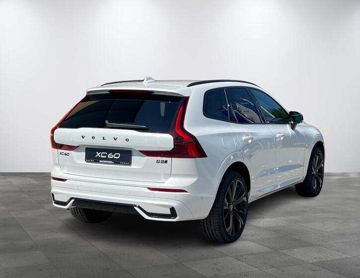 Volvo XC60 4