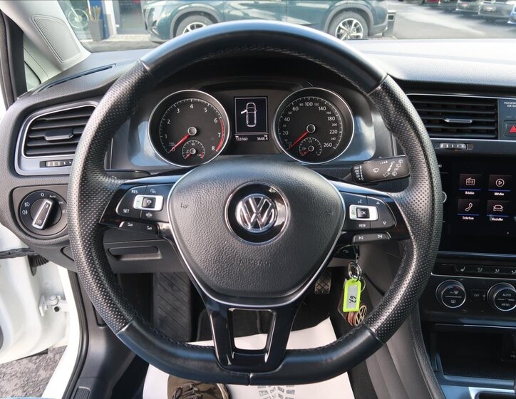 Volkswagen Golf Kombi 1,5 l 96 kw