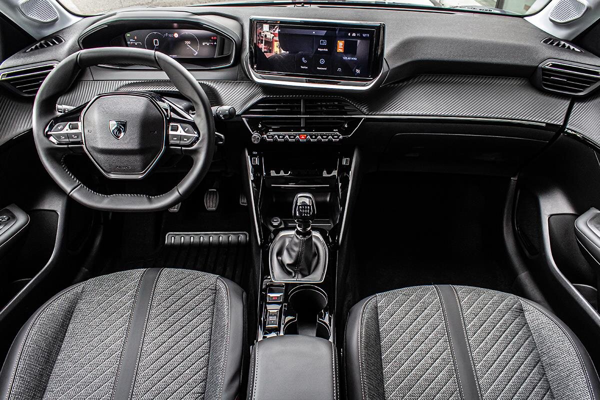 Peugeot 208 Hatchback 1,2 l 74 kw