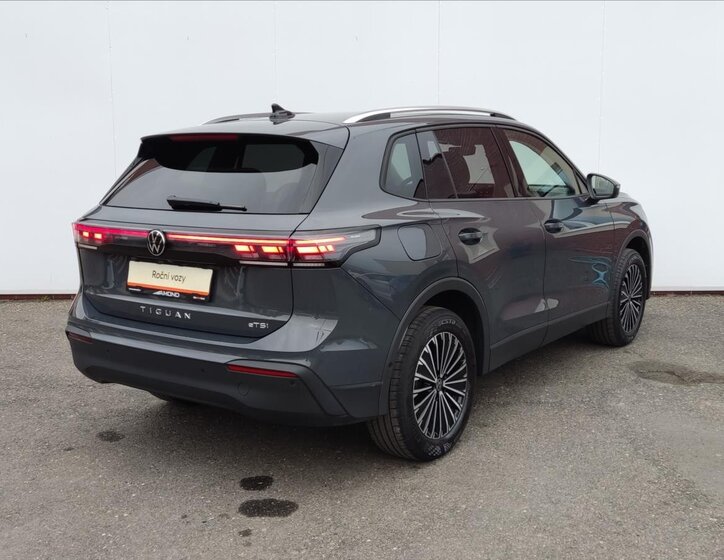 Volkswagen Tiguan SUV / Terénní 1,5 l 110 kw
