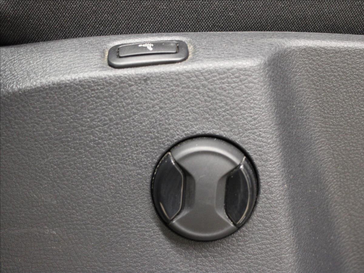 Volkswagen Touran Kombi 2,0 l 110 kw