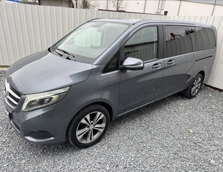 Mercedes-Benz Třídy V Kombi 2,1 l 120 kw