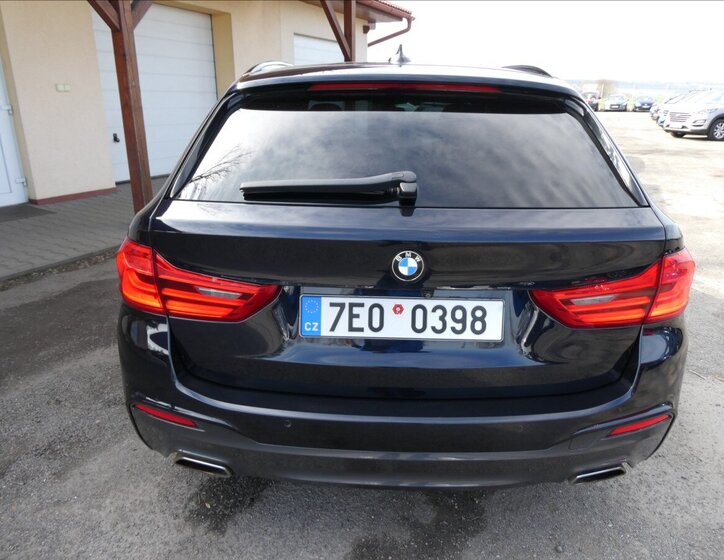 BMW Řada 5 Kombi 3,0 l 235 kw