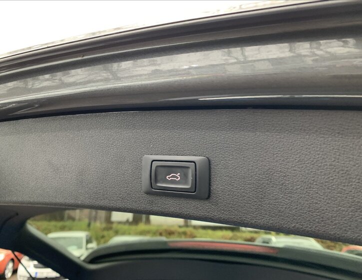 Audi Q5 SUV 2,0 l 140 kw