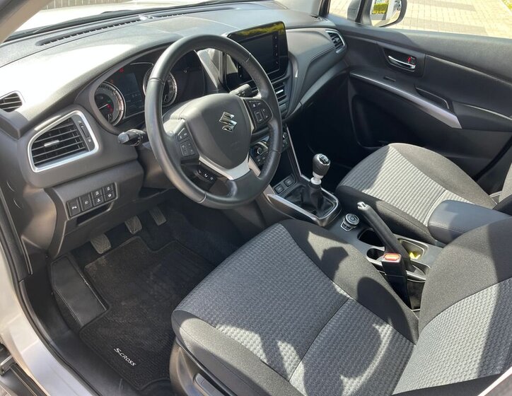 Suzuki S-Cross SUV / Terénní 1,4 l 95 kw