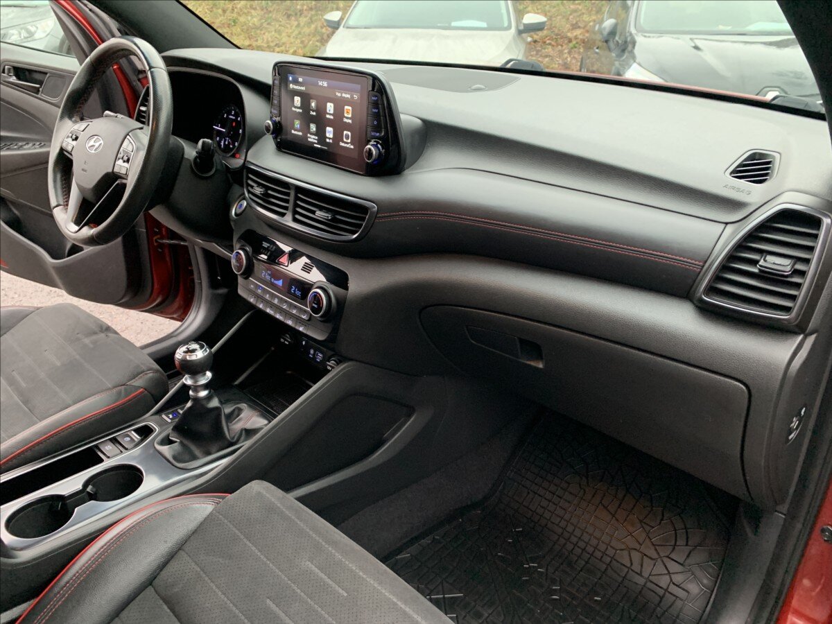 Hyundai Tucson SUV 1,6 l 100 kw