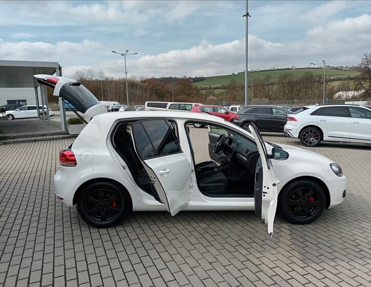 Volkswagen Golf Hatchback 1,4 l 59 kw