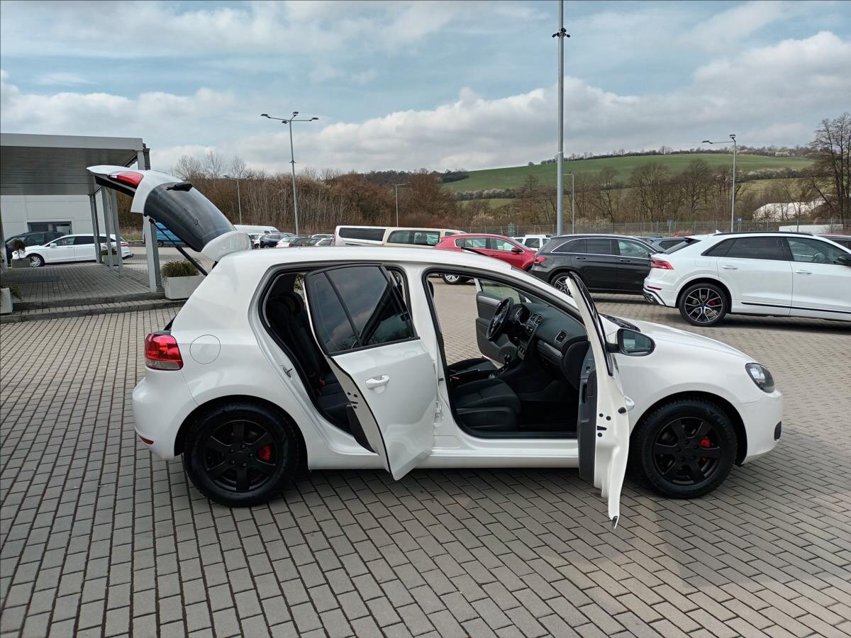 Volkswagen Golf Hatchback 1,4 l 59 kw