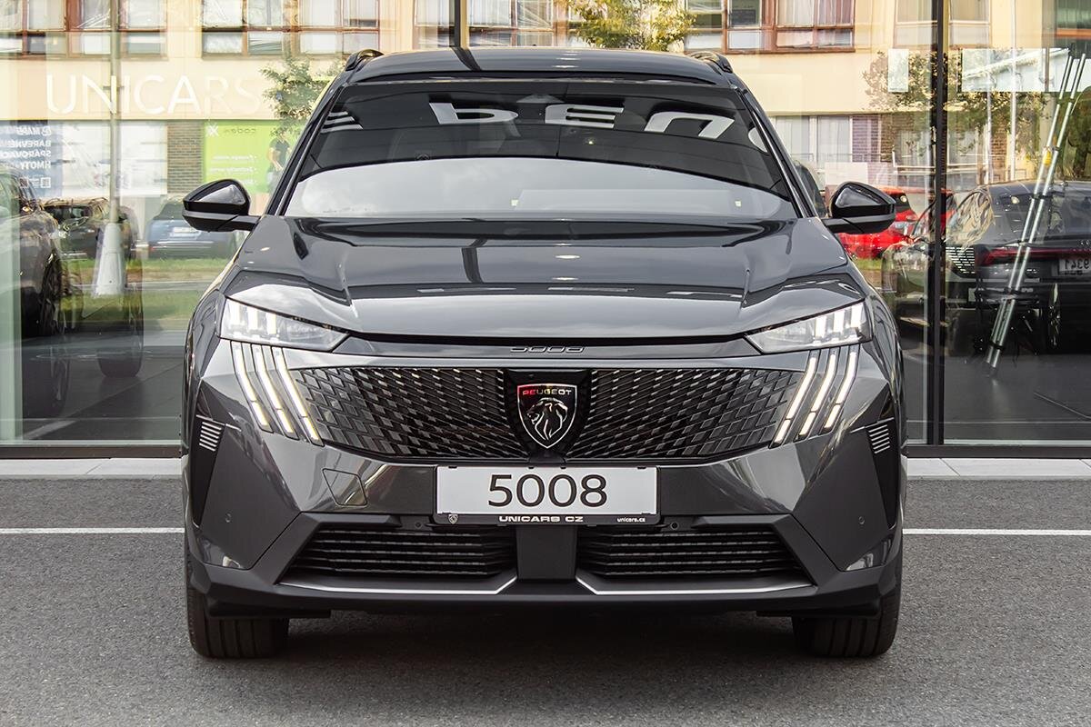Peugeot 5008 SUV / Terénní 1,2 l 107 kw