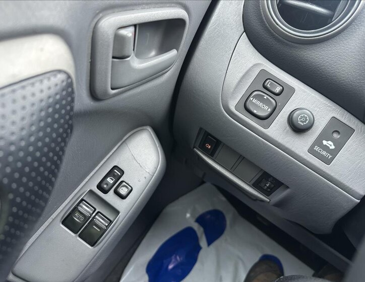 Toyota RAV4 SUV 2,0 l 110 kw