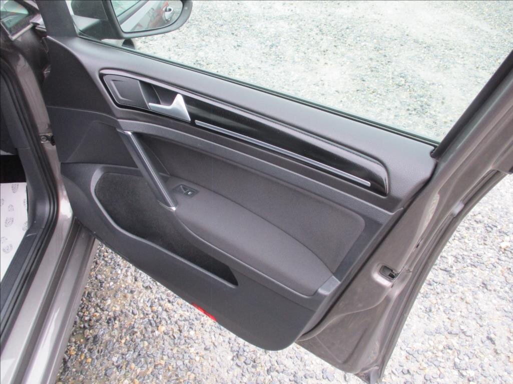 Volkswagen Golf Hatchback 1,4 l 103 kw