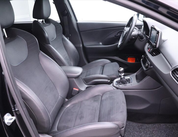 Hyundai i30 Hatchback 2,0 l 720 kw