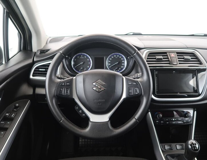 Suzuki SX4 SUV 998,0 82 kw