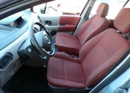 Renault Modus Hatchback 1,1 l 55 kw