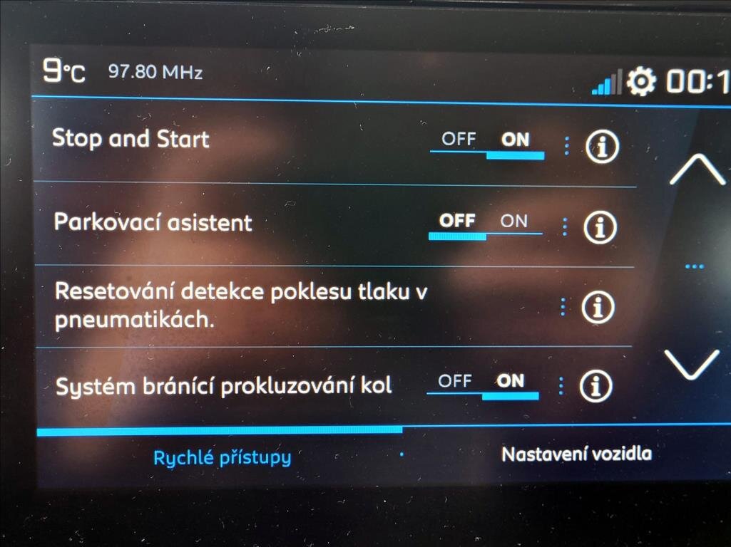 Peugeot Rifter MPV 1,5 l 96 kw