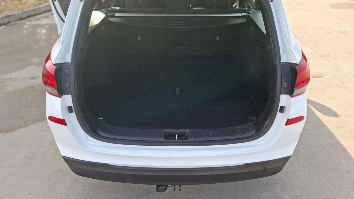 Hyundai i30 Kombi 1,6 l 85 kw