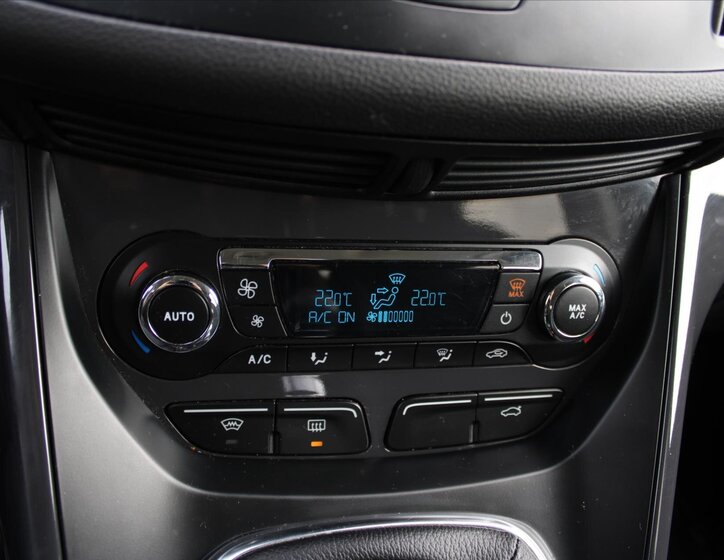 Ford Kuga SUV 2,0 l 103 kw