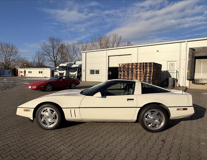Chevrolet Corvette Kupé 5,7 l 210 kw