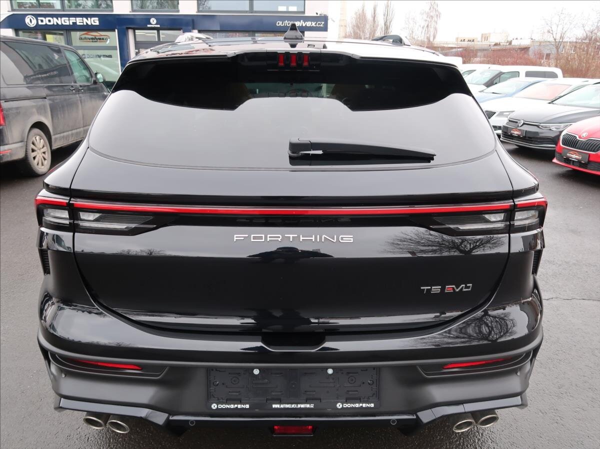 Dongfeng T5 EVO SUV 1,5 l 130 kw