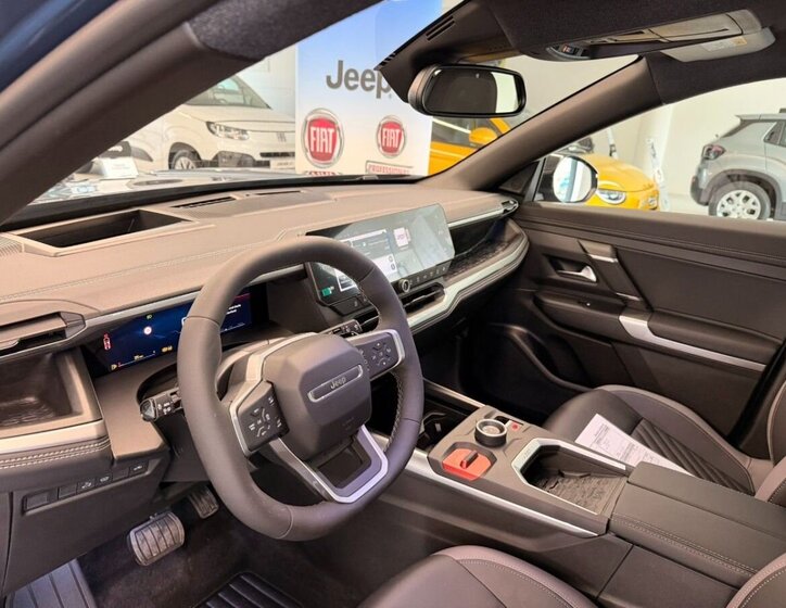 Jeep Compass SUV / Terénní 1,2 l 107 kw