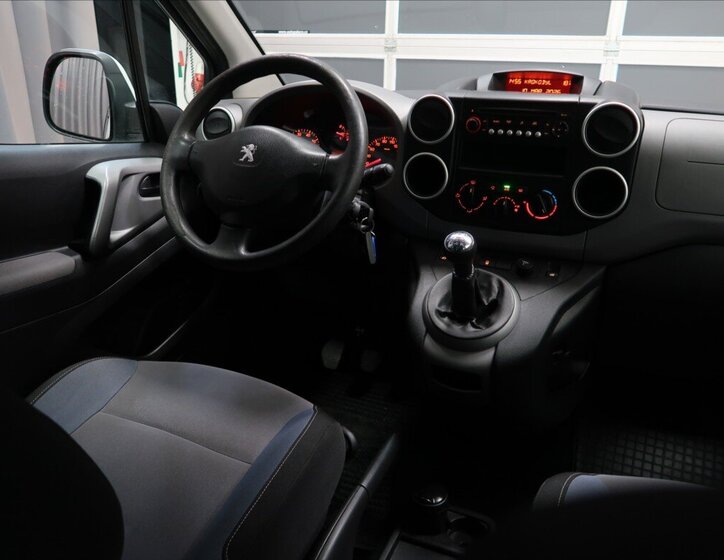 Peugeot Partner Tepee Kombi 1,6 l 55 kw