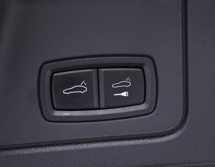 Porsche Panamera Hatchback 3,0 l 221 kw