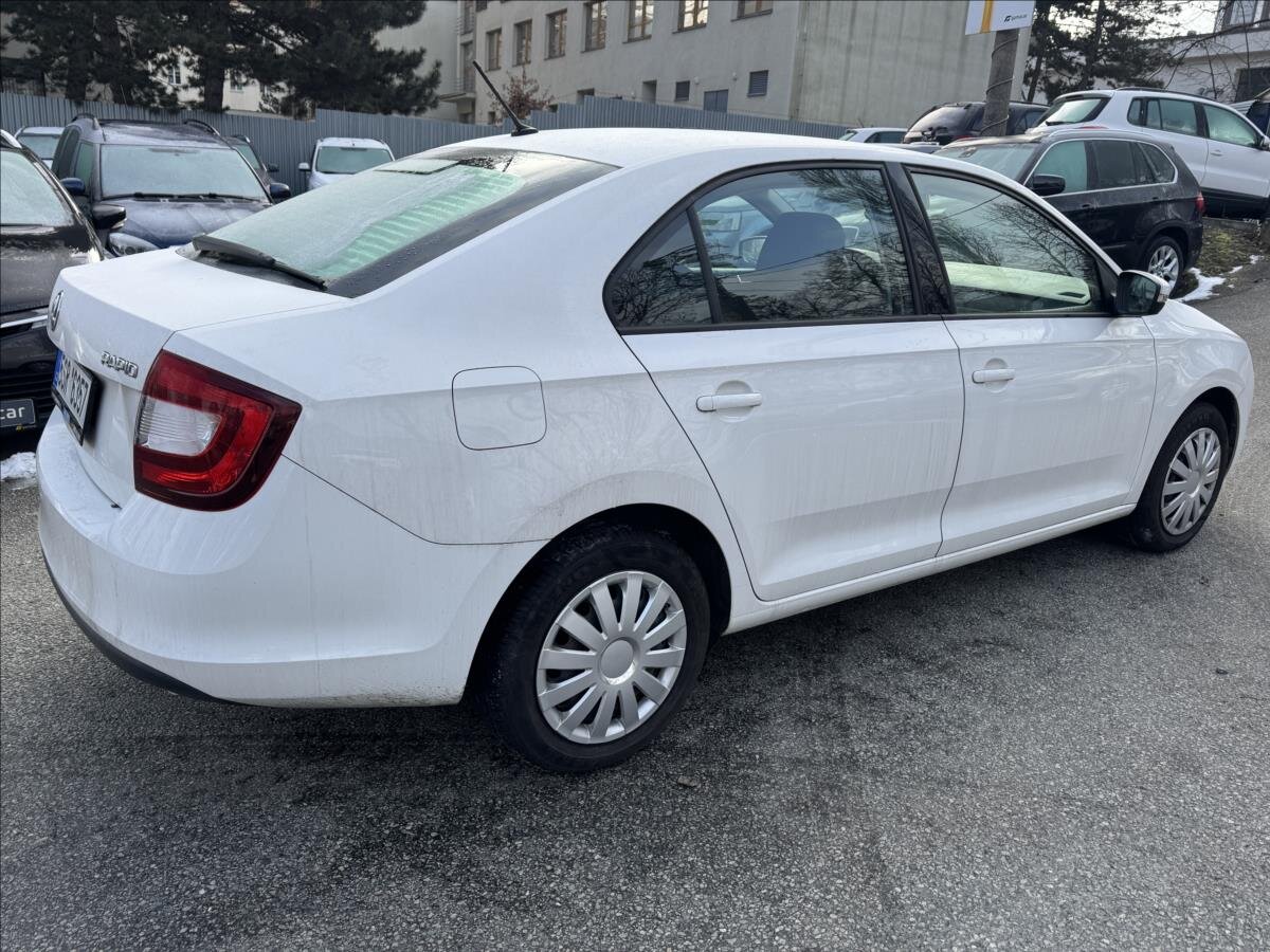 Škoda Rapid Hatchback 999,0 70 kw