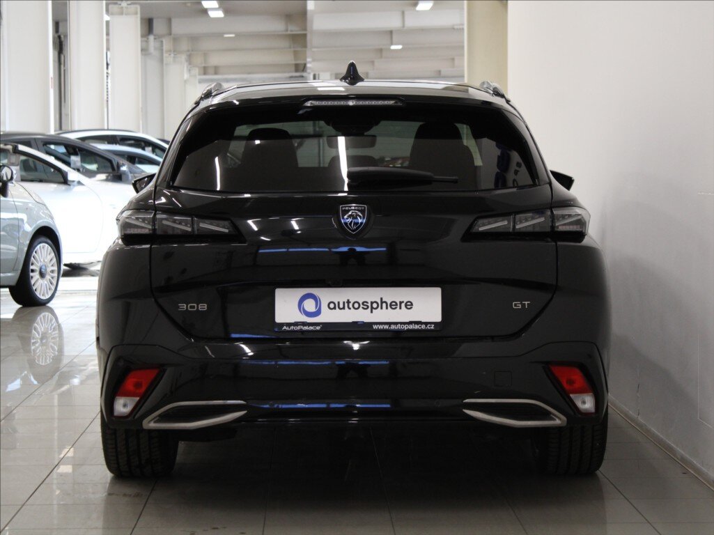 Peugeot 308 Kombi 1,2 l 96 kw