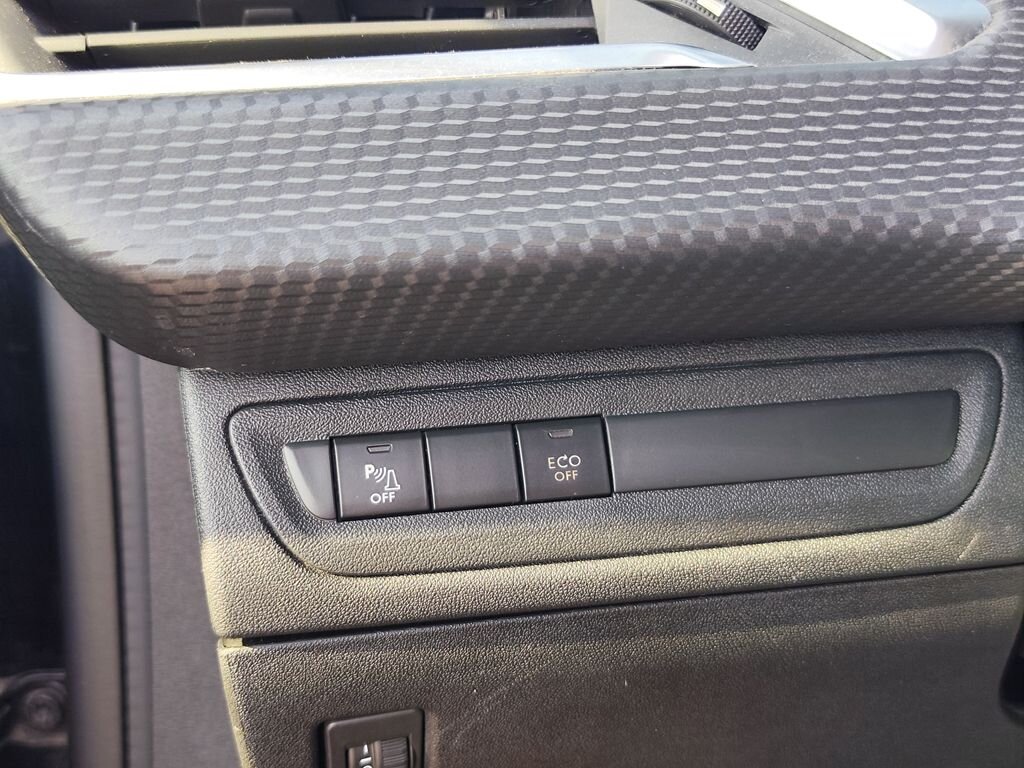 Peugeot 2008 SUV / Terénní 1,2 l 81 kw