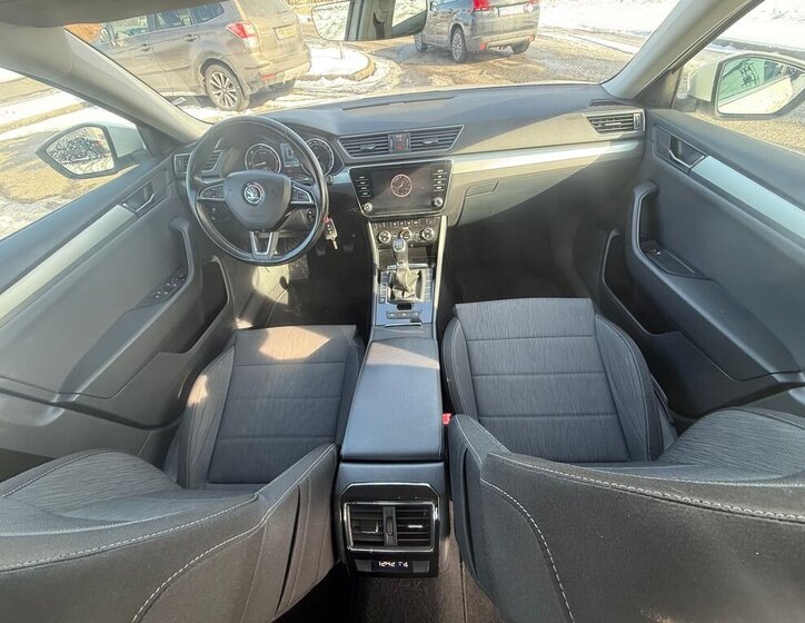 Škoda Superb Liftback 2,0 l 110 kw