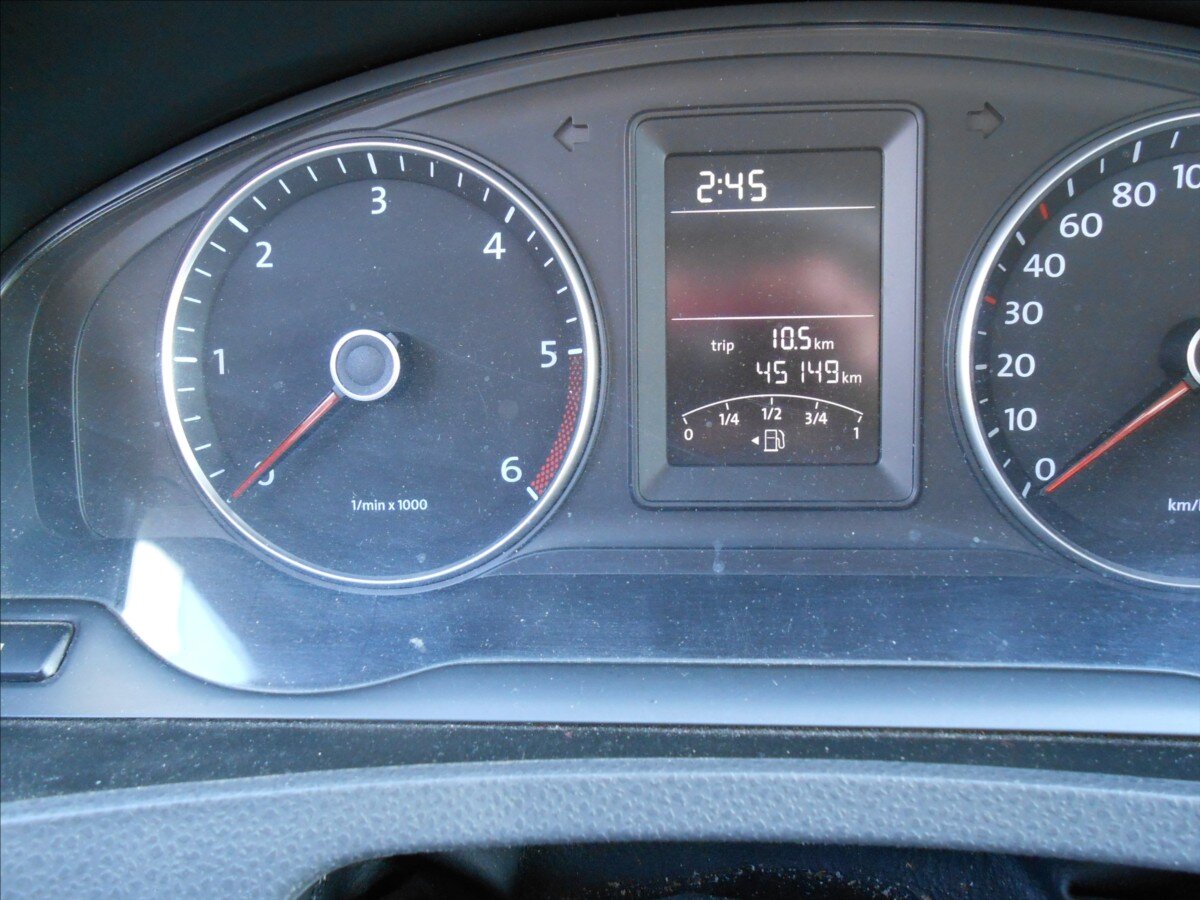 Volkswagen Transporter Kombi 2,0 l 75 kw