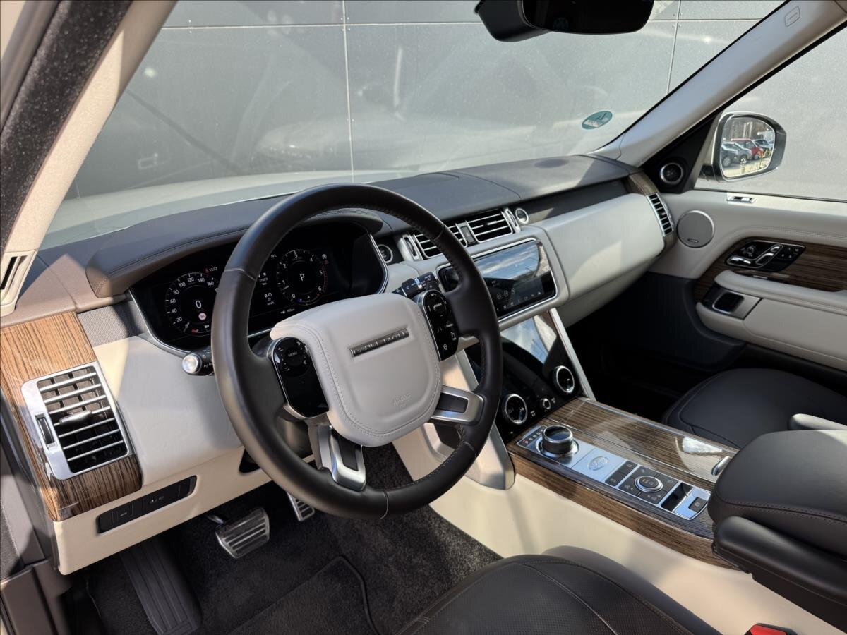 Land Rover Range Rover SUV 3,0 l 221 kw