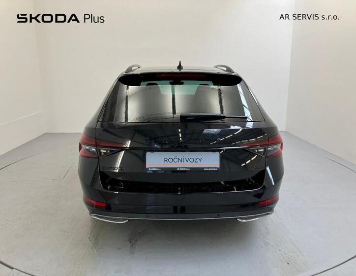 Škoda Superb 9