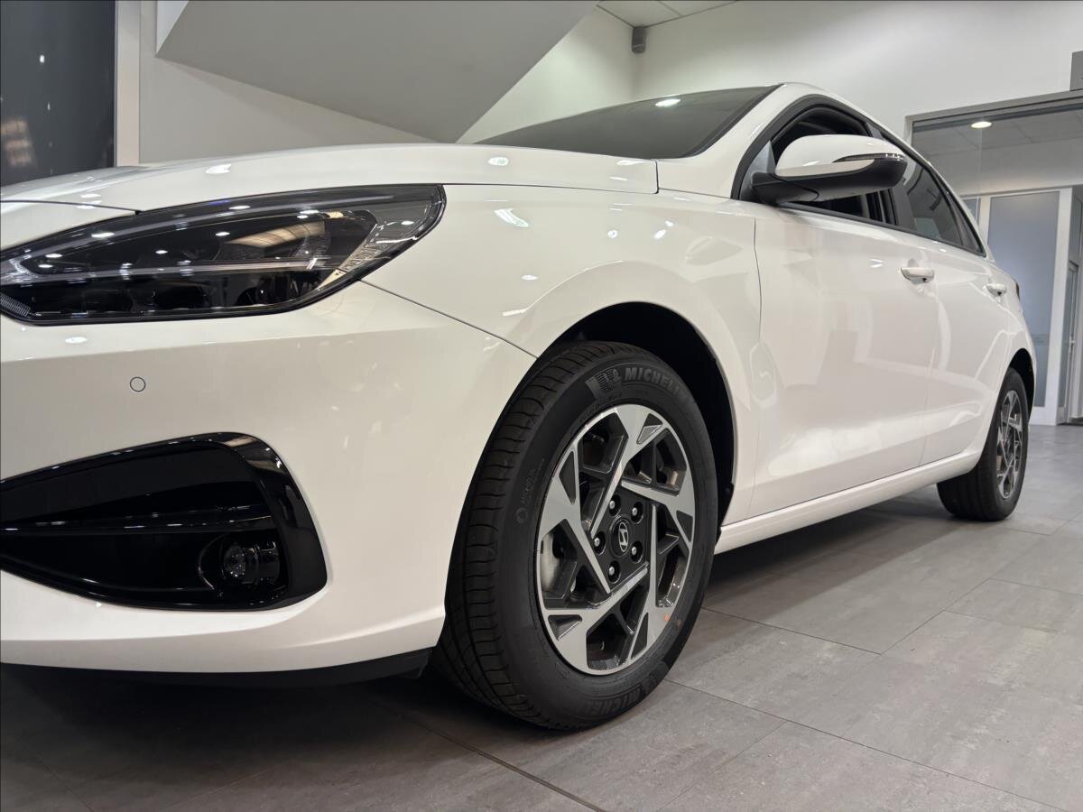 Hyundai i30 Hatchback 1,5 l 70 kw