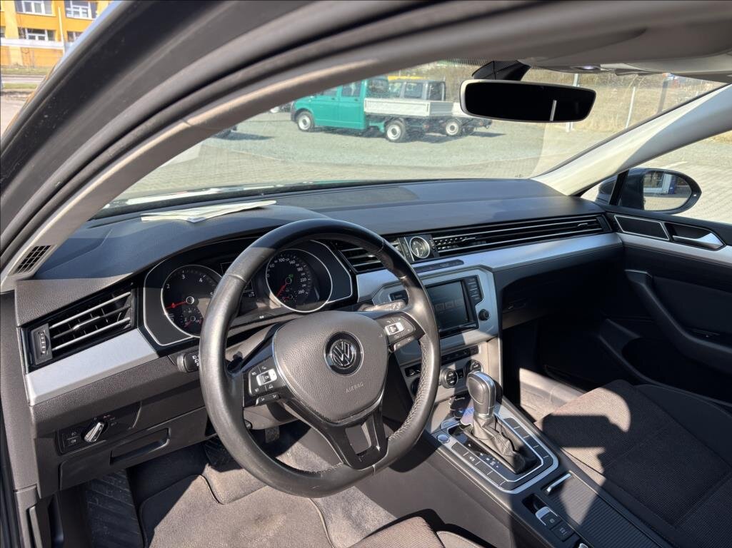 Volkswagen Passat Kombi 2,0 l 110 kw