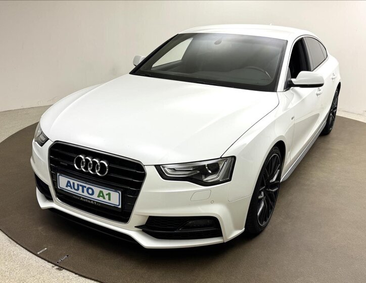 Audi A5 1