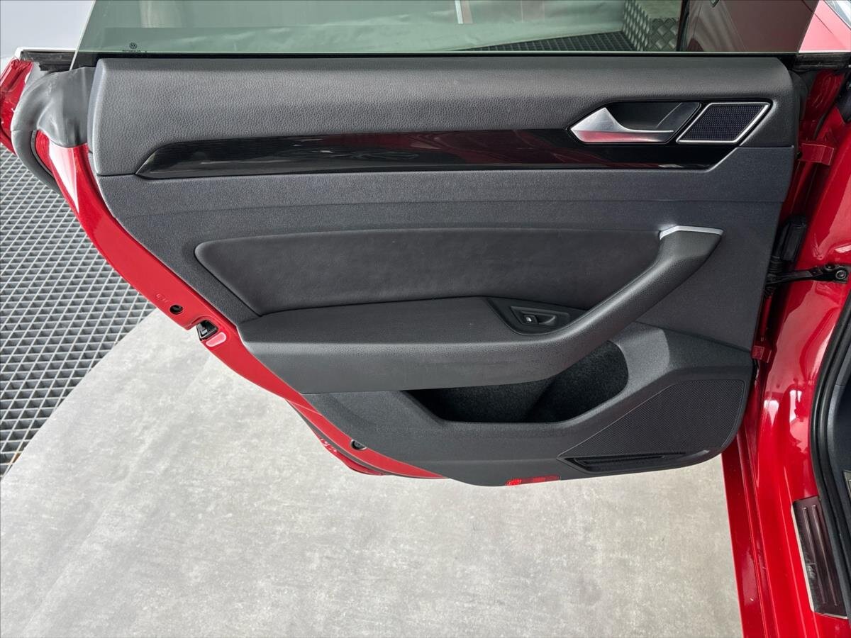 Volkswagen Arteon Liftback 2,0 l 110 kw