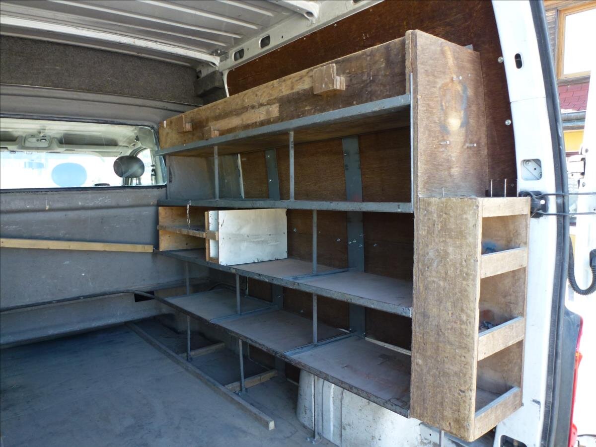 Renault Master Skříň 2,5 l 88 kw