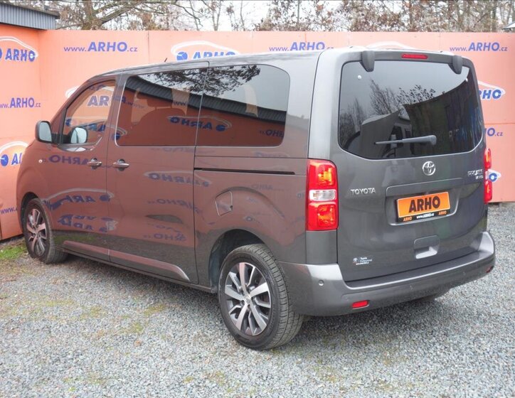 Toyota ProAce Verso MPV 2,0 l 110 kw