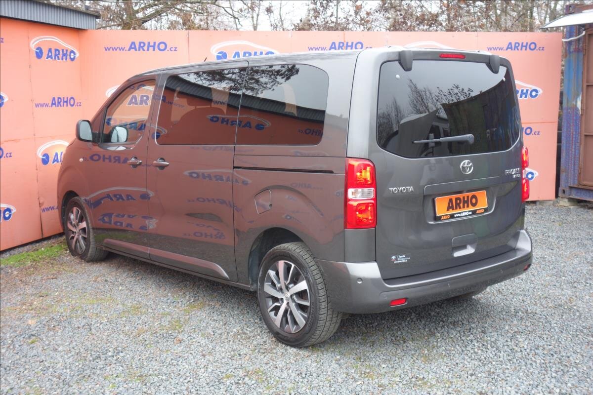 Toyota ProAce Verso MPV 2,0 l 110 kw