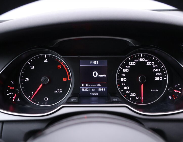 Audi A4 Kombi 2,0 l 110 kw